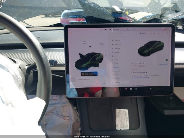 Tesla MODEL 3 2021 5YJ3E1EC5MF043974 Image 31