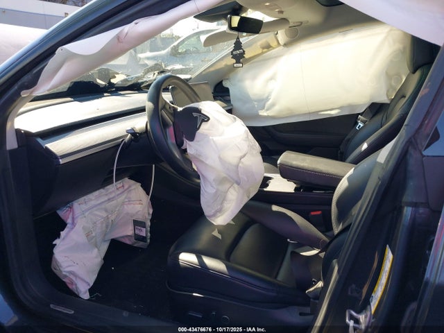 Tesla MODEL 3 2021 5YJ3E1EC5MF043974 Image 32