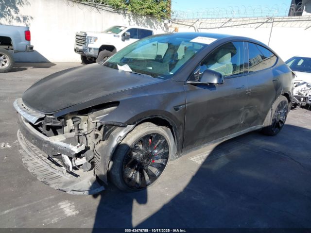 2021 TESLA MODEL Y 5YJYGDEF9MF097922 Photo 1