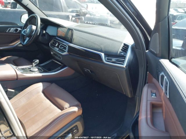 2021 BMW X5 5UXCR4C09M9F63668 Photo 4