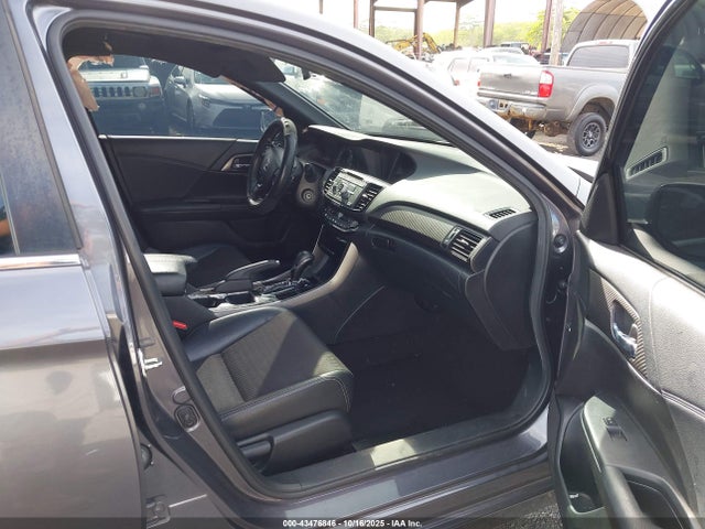 1HGCR2F50GA151525 Honda Accord Sport