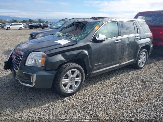 2GKFLUE3XH6243950 GMC Terrain Slt
