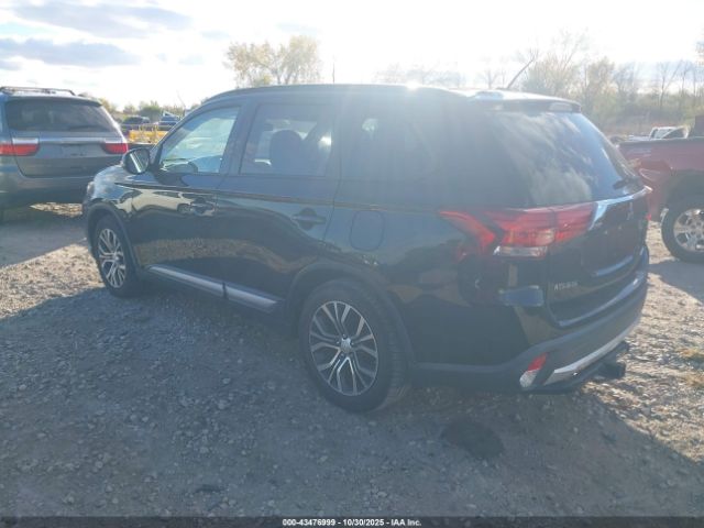 2016 MITSUBISHI OUTLANDER JA4AD3A39GZ024493 Photo 2