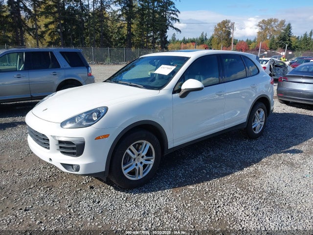 2016 PORSCHE CAYENNE WP1AA2A29GLA01362 Photo 1