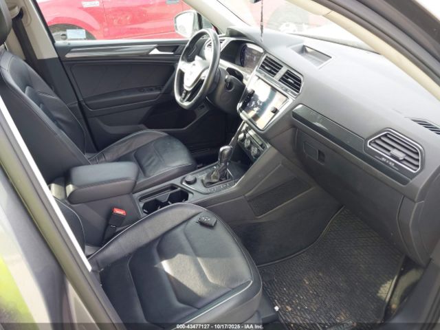 2019 VOLKSWAGEN TIGUAN 3VV4B7AX4KM037215 Photo 4