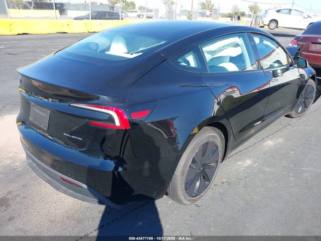 2025 TESLA MODEL 3 5YJ3E1EBXSF048995 Photo 3
