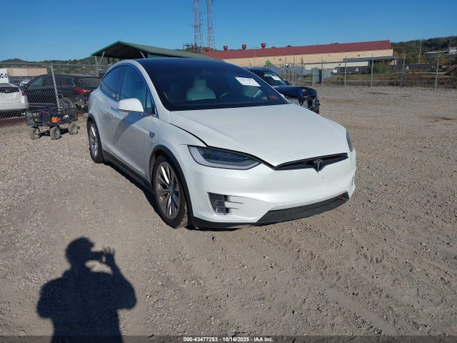 2020 TESLA MODEL X 5YJXCDE43LF249262 Photo 0