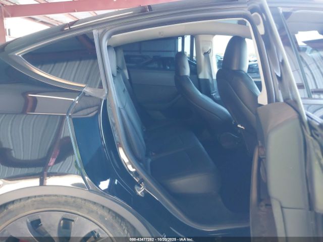2023 TESLA MODEL Y 7SAYGDEF3PF758996 Photo 7