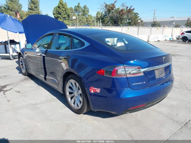 2017 TESLA MODEL S 5YJSA1E15HF190839 Photo 2