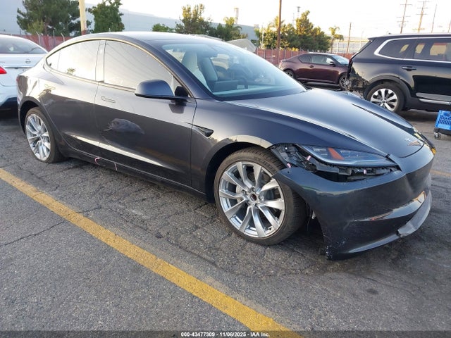 2025 TESLA MODEL 3 5YJ3E1EA4SF009424 Photo 0