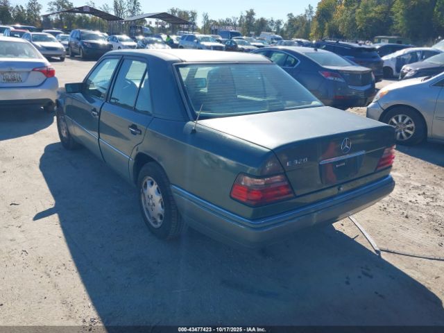 1994 MERCEDES-BENZ E WDBEA32E0RC108724 Photo 2