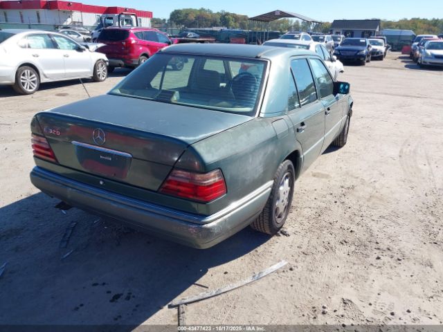1994 MERCEDES-BENZ E WDBEA32E0RC108724 Photo 3
