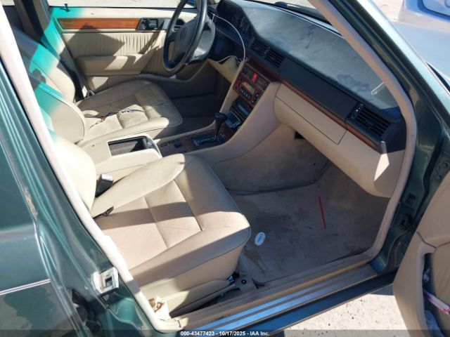 1994 MERCEDES-BENZ E WDBEA32E0RC108724 Photo 4