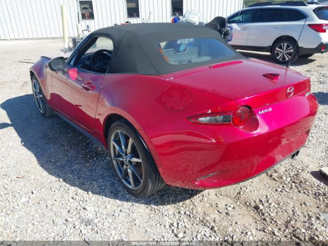 2017 MAZDA MX-5 MIATA JM1NDAD72H0119977 Photo 2