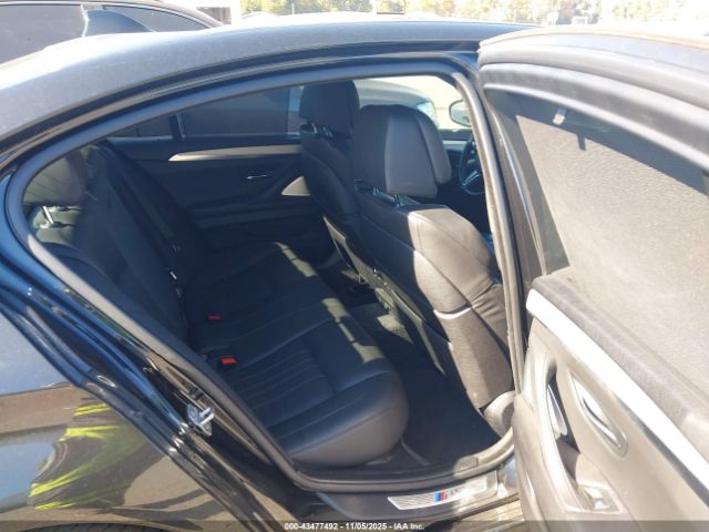 2016 BMW M5 WBSFV9C51GG343384 Photo 7