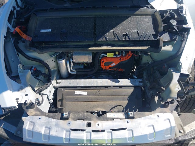 2023 TESLA MODEL Y 7SAYGDEE0PF696254 Photo 9