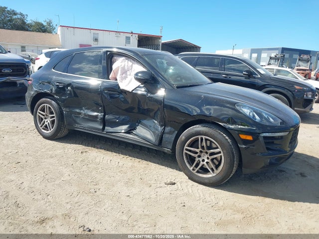 2018 PORSCHE MACAN WP1AA2A5XJLB13282 Photo 0