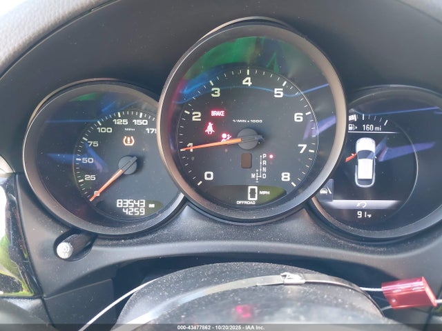 2018 PORSCHE MACAN WP1AA2A5XJLB13282 Photo 6