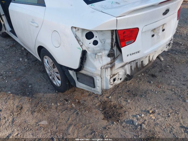 2013 KIA FORTE KNAFU4A23D5656169 Photo 5