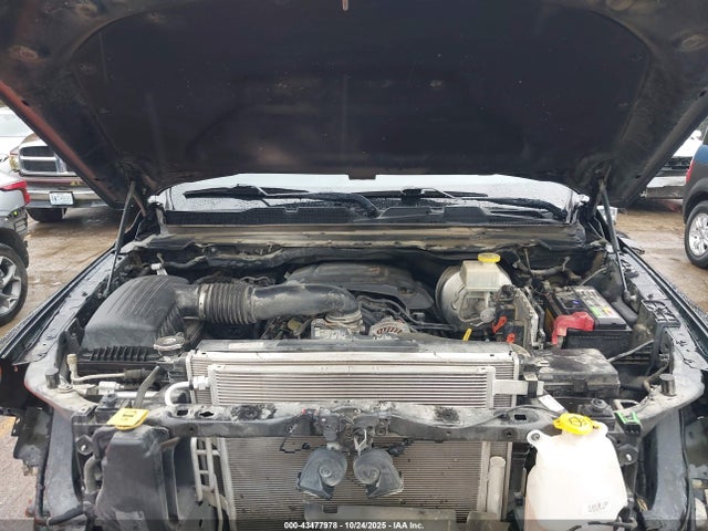 2019 RAM 1500 1C6SRFBT2KN527625 Photo 9