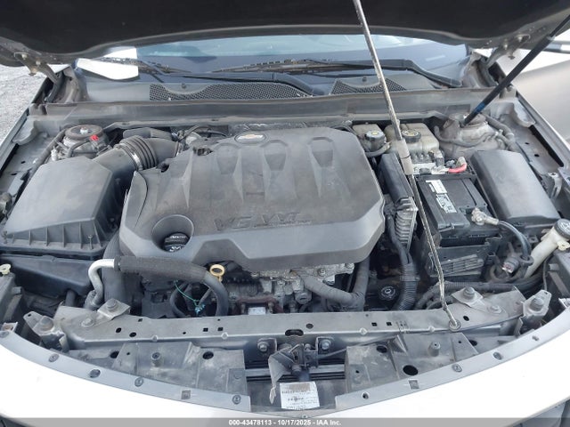 Chevrolet lfx - spark ignited direct injection, vvt, e85 max, alum 2018 1G1105S31JU108736 Image 10