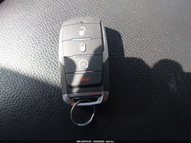 2022 RAM 1500 1C6RREFT3NN254783 Photo 10