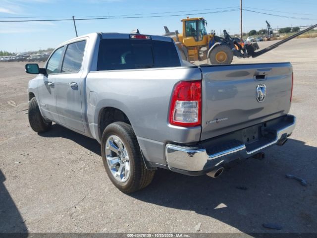 2022 RAM 1500 1C6RREFT3NN254783 Photo 2