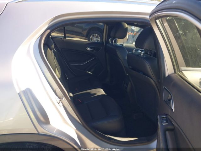 2018 MERCEDES-BENZ GLA 250 WDCTG4GB5JJ490318 Photo 7