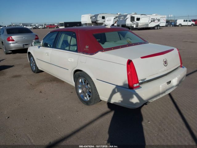2010 CADILLAC DTS 1G6KD5EY2AU103488 Photo 2