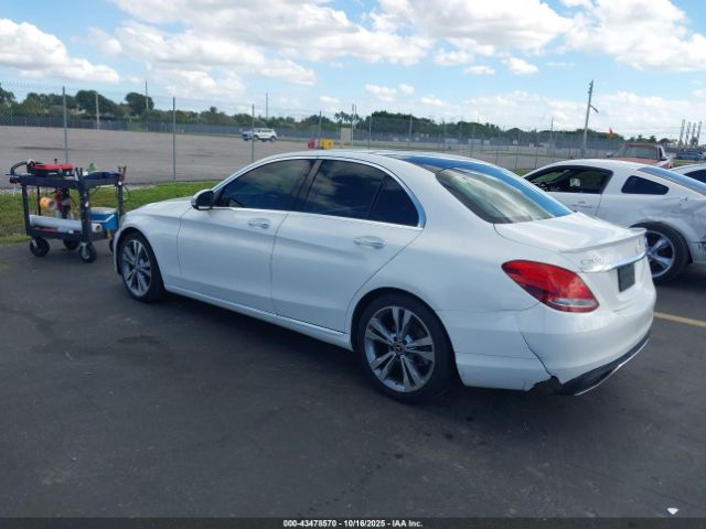 2018 MERCEDES-BENZ C 300 55SWF4JB4JU249077 Photo 2