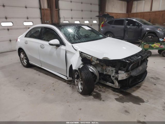 2020 MERCEDES-BENZ A 220 WDD3G4FB9LW037189