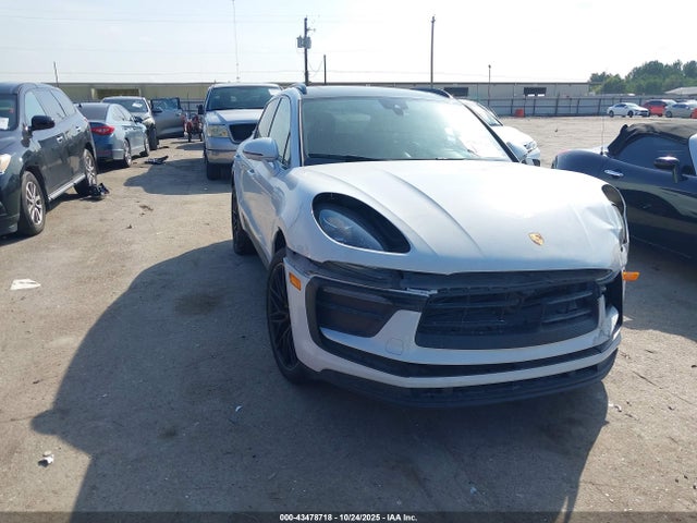 2022 PORSCHE MACAN WP1AA2A51NLB03505