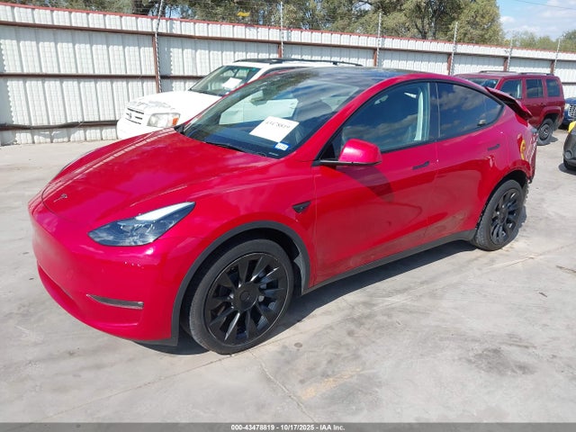 2023 TESLA MODEL Y 7SAYGDEE1PF897225 Photo 1