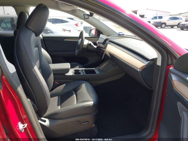 2023 TESLA MODEL Y 7SAYGDEE1PF897225 Photo 4