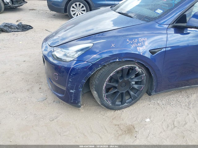 2023 TESLA MODEL Y 7SAYGDEE1PA051528 Photo 5