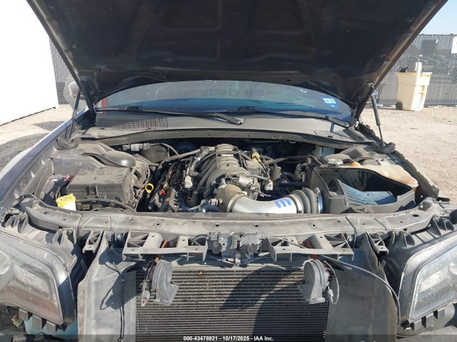 2C3CCABT8KH524095 Chrysler 300