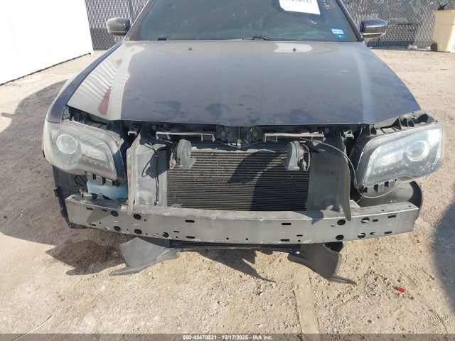 2C3CCABT8KH524095 Chrysler 300