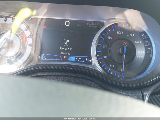 2C3CCABT8KH524095 Chrysler 300