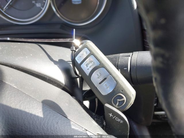 2017 MAZDA MAZDA6 JM1GL1W56H1123872 Photo 10