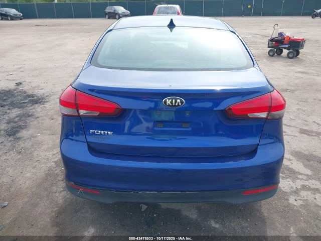 2017 Kia Forte Lx მანქანა იყიდება აუქციონზე, vin: 3KPFK4A74HE080042, აუქციონის ნომერი: 43478933