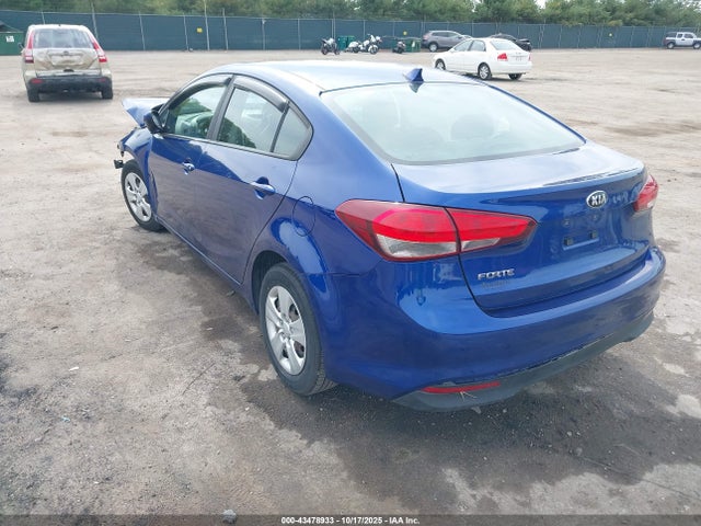 2017 Kia Forte Lx მანქანა იყიდება აუქციონზე, vin: 3KPFK4A74HE080042, აუქციონის ნომერი: 43478933
