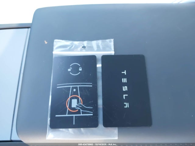 2024 Tesla Model 3 Performance All-wheel Drive მანქანა იყიდება აუქციონზე, vin: 5YJ3E1ET1RF853397, აუქციონის ნომერი: 43478965