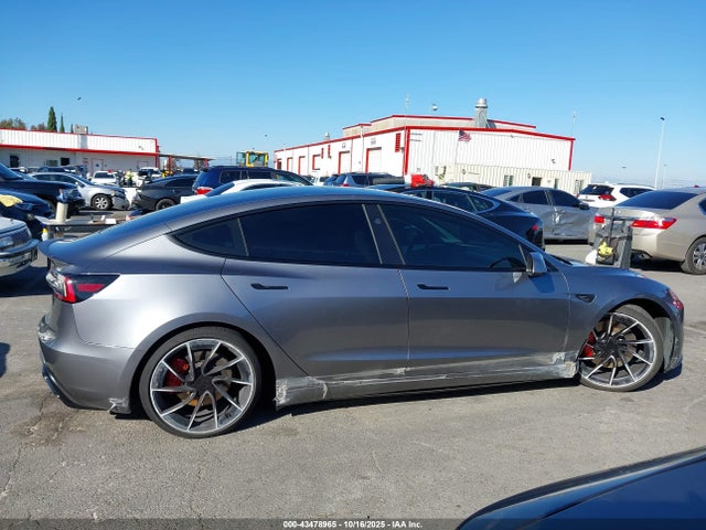 2024 Tesla Model 3 Performance All-wheel Drive მანქანა იყიდება აუქციონზე, vin: 5YJ3E1ET1RF853397, აუქციონის ნომერი: 43478965