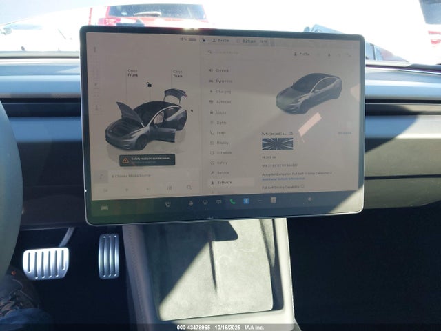 2024 Tesla Model 3 Performance All-wheel Drive მანქანა იყიდება აუქციონზე, vin: 5YJ3E1ET1RF853397, აუქციონის ნომერი: 43478965