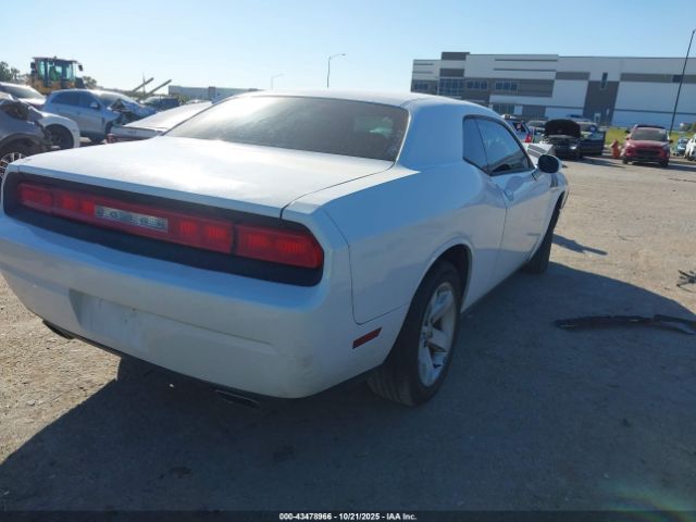 2013 DODGE CHALLENGER 2C3CDYAGXDH596347 Photo 3