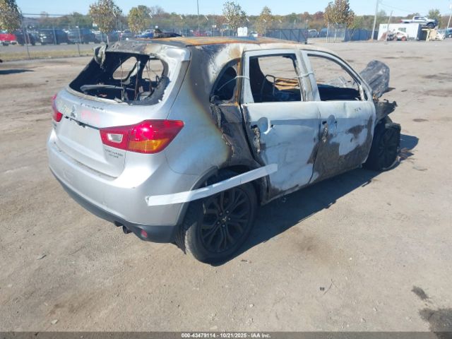 2017 MITSUBISHI OUTLANDER SPORT JA4AP3AU3HZ034339 Photo 3