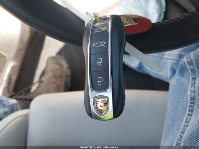2023 PORSCHE TAYCAN SPORT TURISMO WP0CD2Y11PSA90187 Photo 10