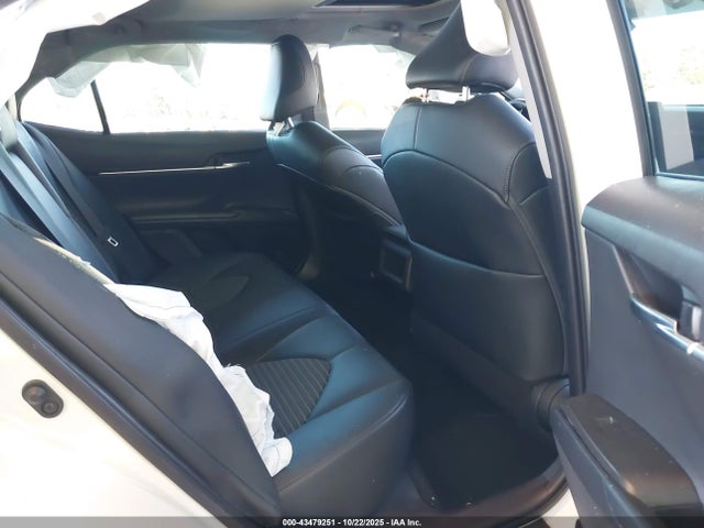 43479251 :رقم المزاد ، 4T1T11AK2NU638374 vin ، 2022 Toyota Camry Se مزاد بيع