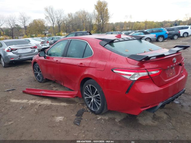 2020 TOYOTA CAMRY 4T1G11AK9LU355565 Photo 2