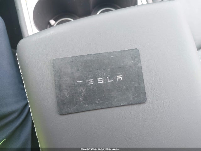 2024 TESLA MODEL Y 7SAYGDEE5RA227483 Photo 10